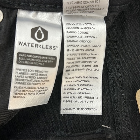 Woman’s Levi’s Black Classic Bootcut Jean Size 8, W 29,L32 - Picture 7 of 12